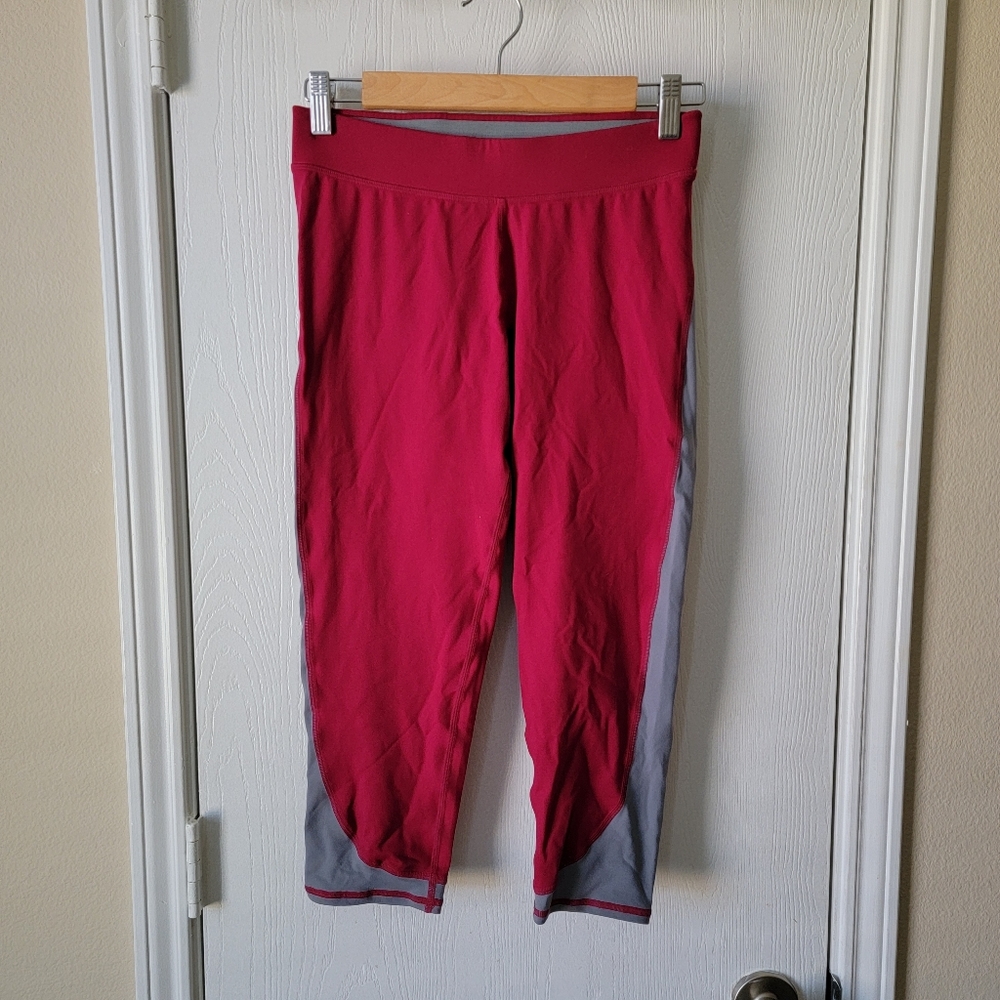 Hylete Capri Leggings